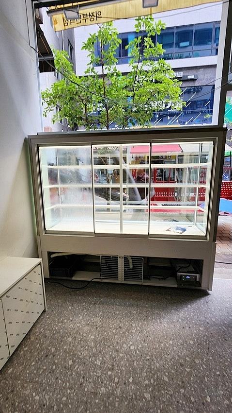 냉장쇼케이스 맞춤제작 — 한성쇼케이스 제작 사례