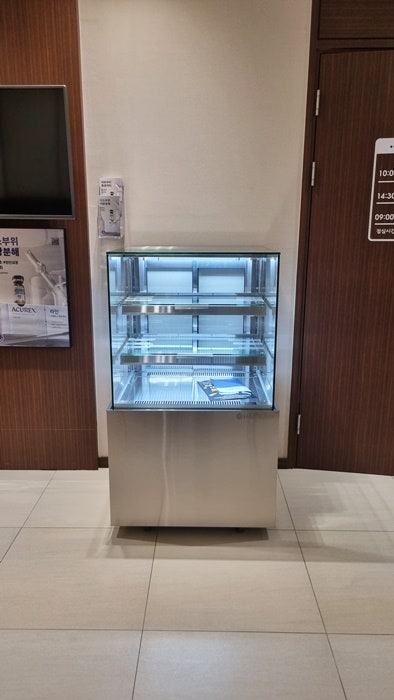 업소용음료수냉장고 설치 모습